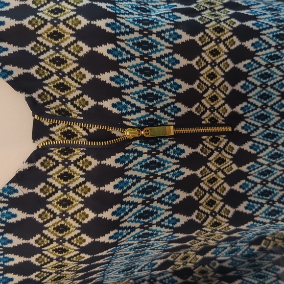 Women's EUC size large top from Dress Barn - Picture 3 of 8